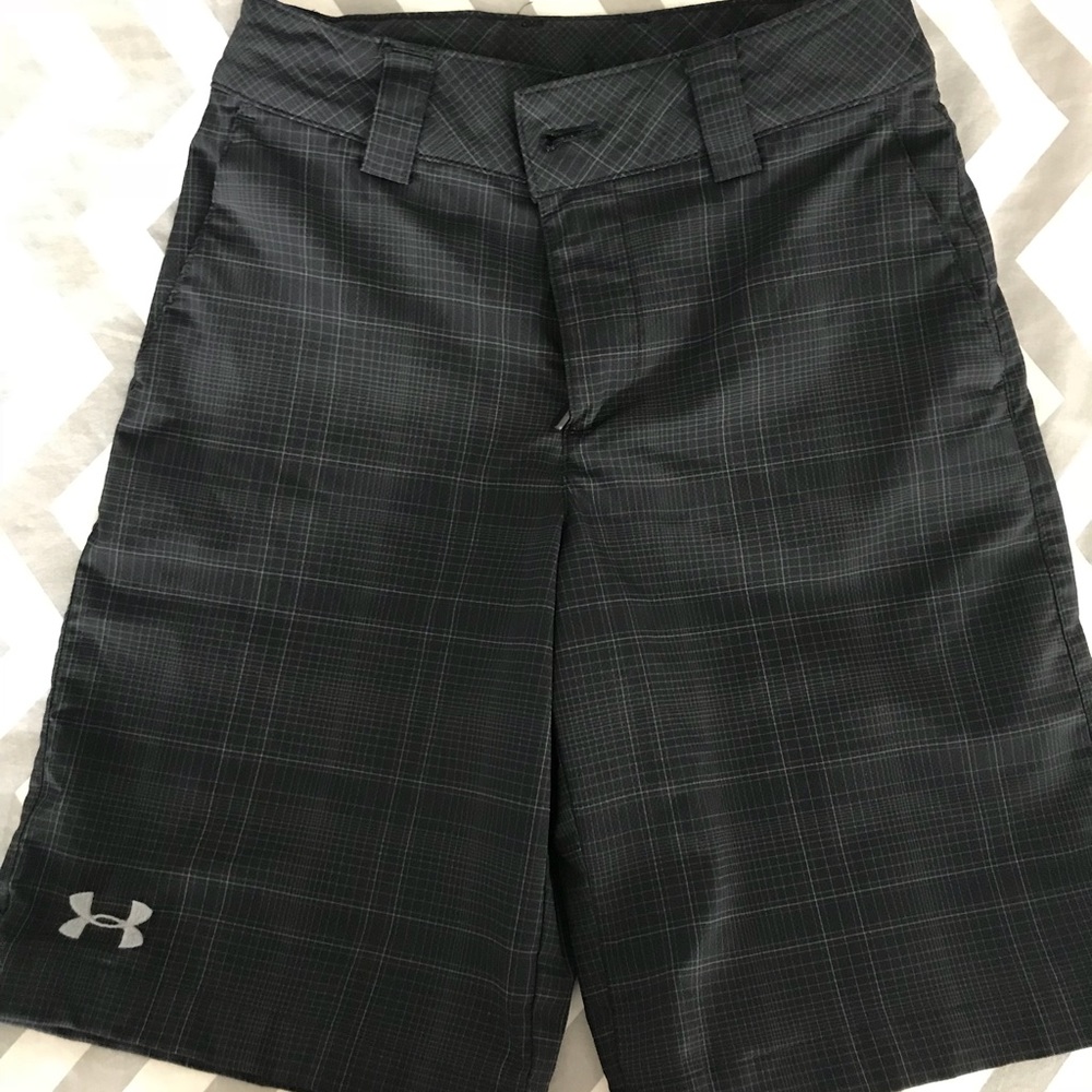 Under Armour Boys Golf Shorts - Sz S